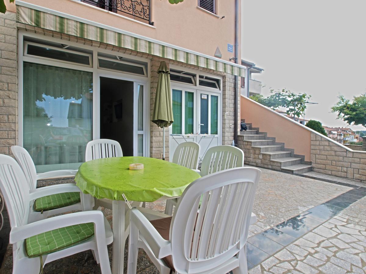 Apartments Slavka 1155 Pula Exteriör bild